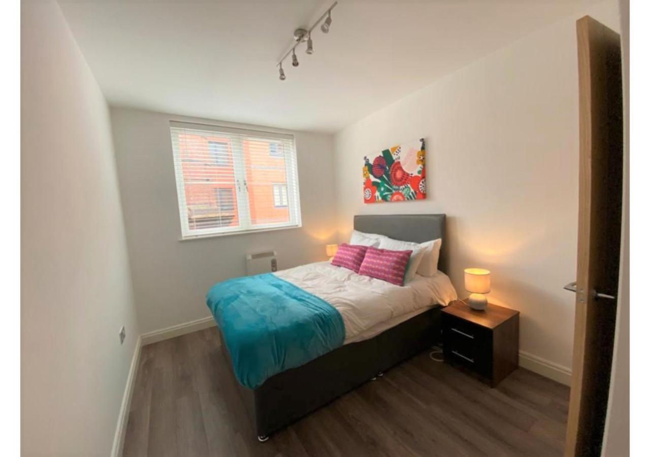 24-7 Secured City Centre Apartments With Free Underground Parking And Wifi 버밍엄 외부 사진
