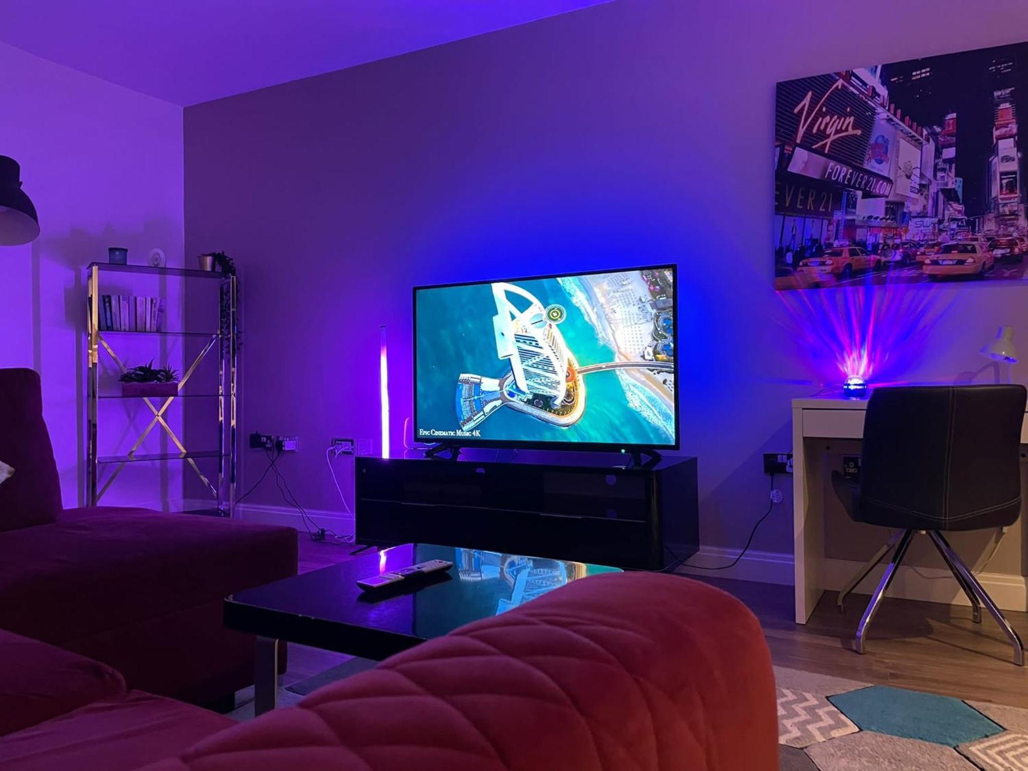 24-7 Secured City Centre Apartments With Free Underground Parking And Wifi 버밍엄 외부 사진