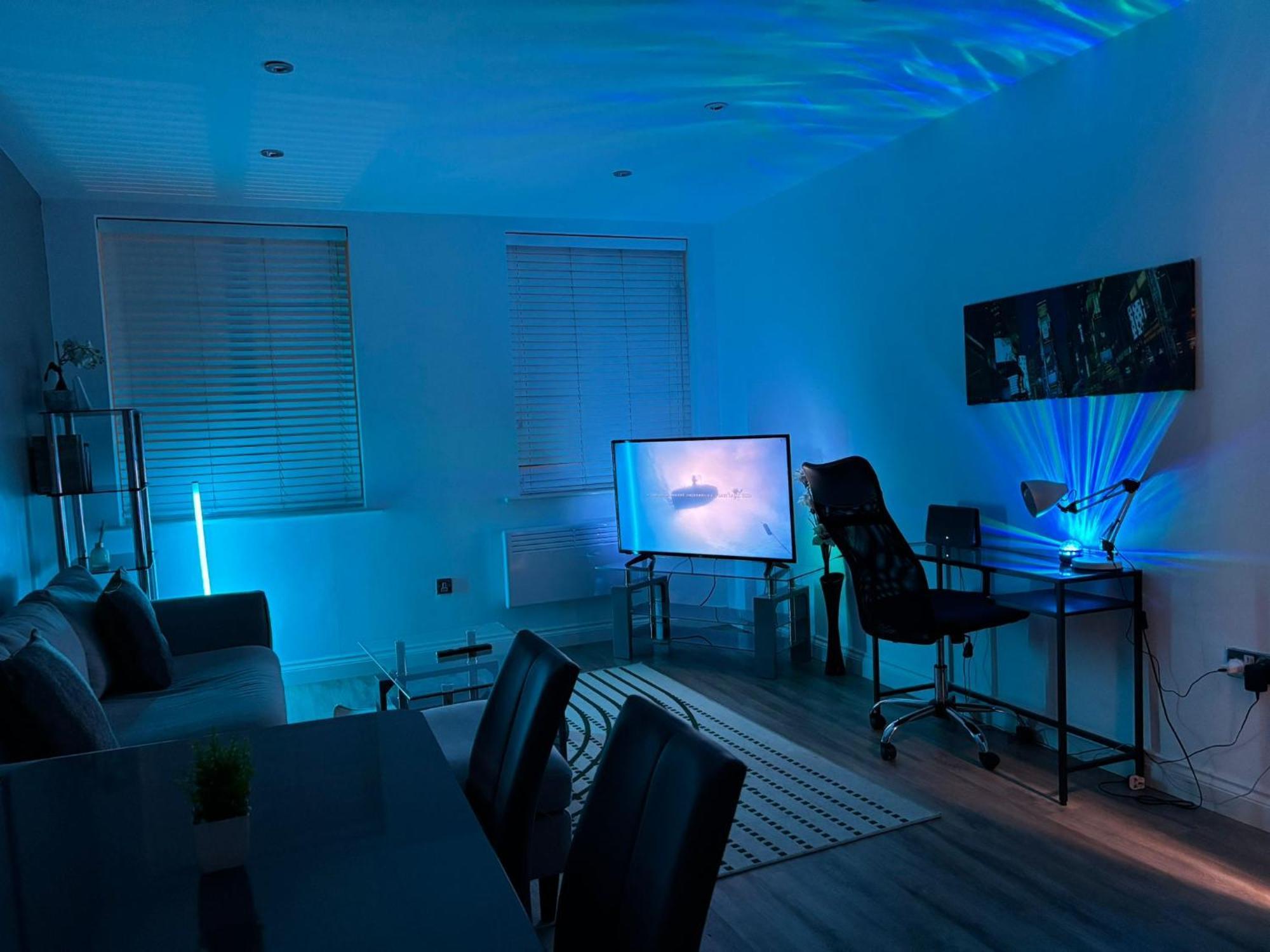24-7 Secured City Centre Apartments With Free Underground Parking And Wifi 버밍엄 외부 사진