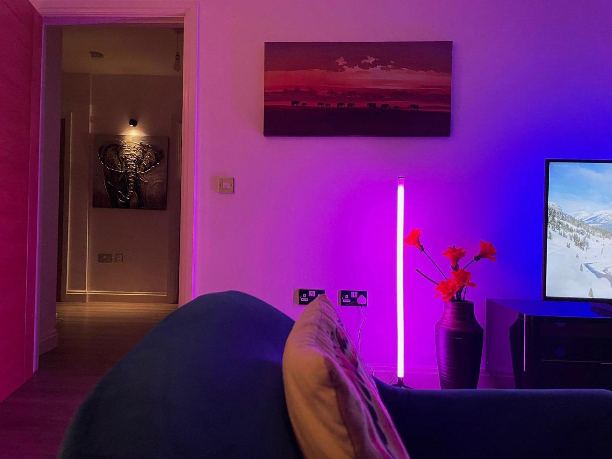 24-7 Secured City Centre Apartments With Free Underground Parking And Wifi 버밍엄 외부 사진