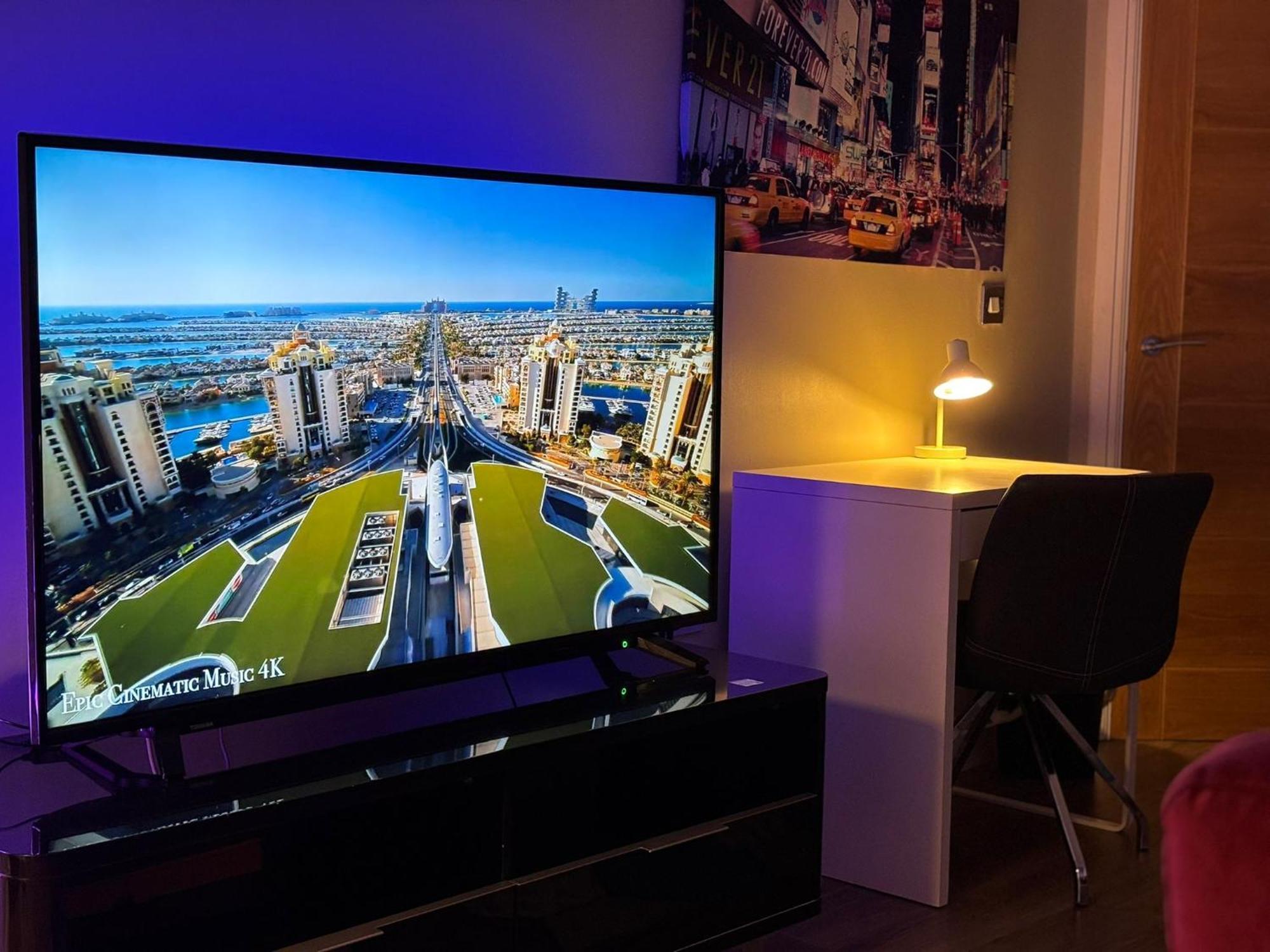 24-7 Secured City Centre Apartments With Free Underground Parking And Wifi 버밍엄 외부 사진
